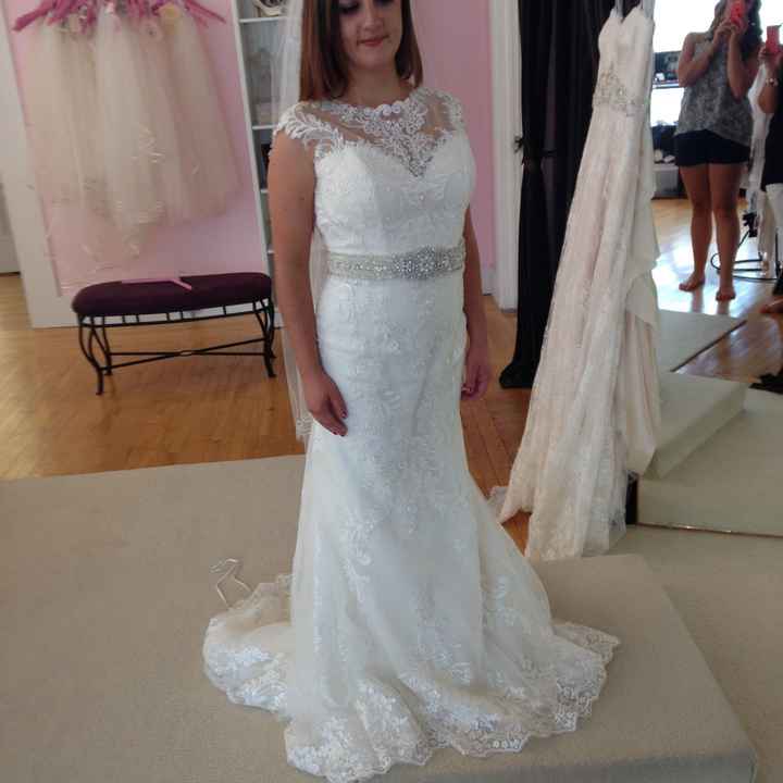 Who designed your dress?