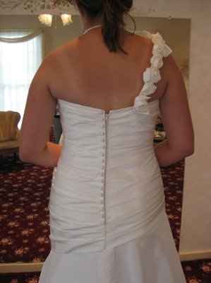 Dress Drama: My first big dress shopping day (with pictures!)