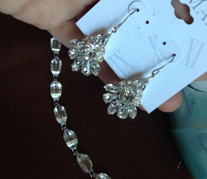 Waiting on my dress, so let me see yours and your accessories!