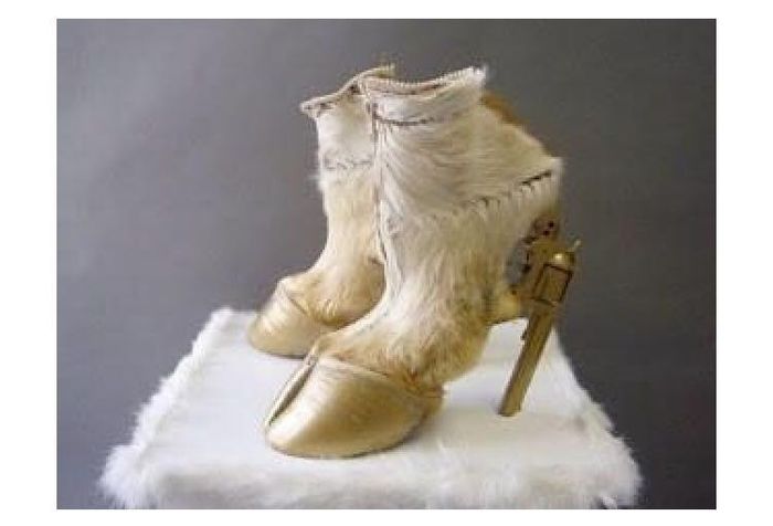 I came across this gem of a wedding dress today....