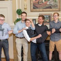 Finally, a funny "groomsmen" photo!