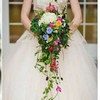 Show & Tell: Your Bridal Bouquet! - 1