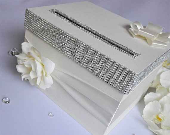 Help me pick my card box...PICS!