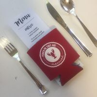 Table setting for a buffet