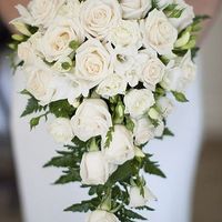 Calling all cascade style bouquets !