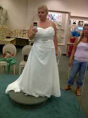 *EDIT* I found MY DRESS!!! *pics*