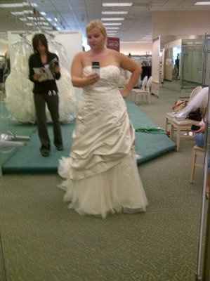 *EDIT* I found MY DRESS!!! *pics*