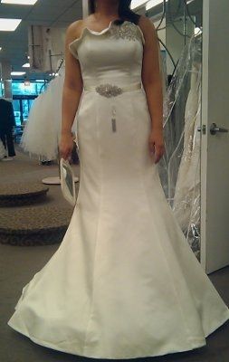 Has anyone ever been confused between 2 dresses???