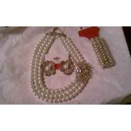 wedding accessories ;)
