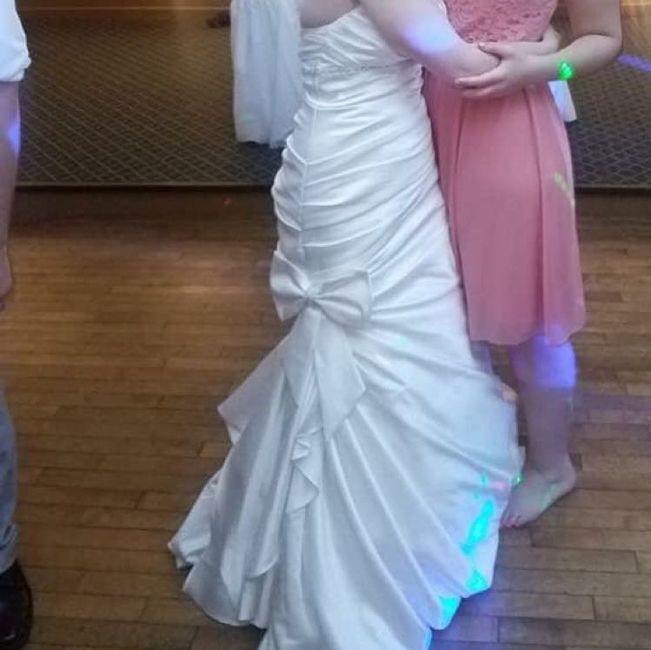 Show me your bustle!