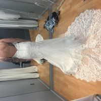 Let's see your lace wedding dresses!
