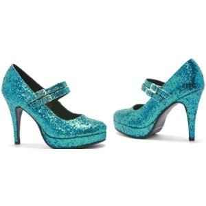 FH doesn't understand why I want blue shoes, opinions?