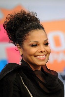 NATURAL HAIR BRIDES...what are your hair plans?