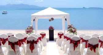 So I figured out how I want to decorate my beach ceremony...