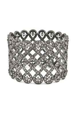 I want to see that beautiful wedding jewelry!