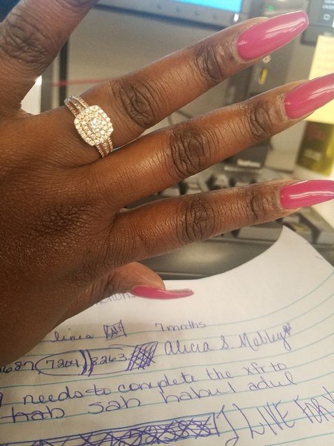 Who has a rose gold ring? - 1