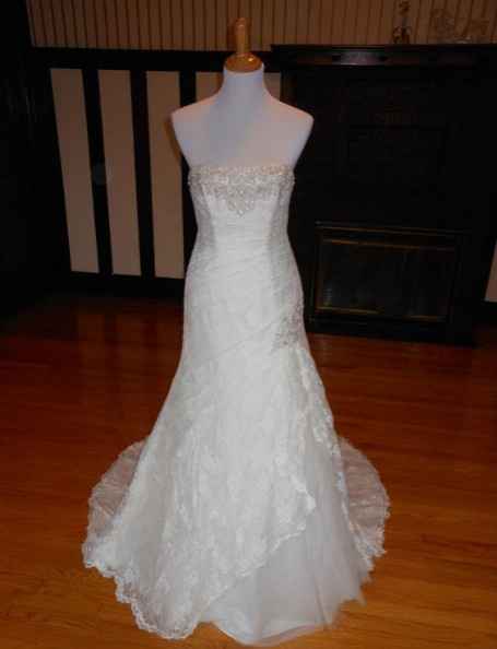 FH likes one dress but not so much the other...look at the pics to help me choose?