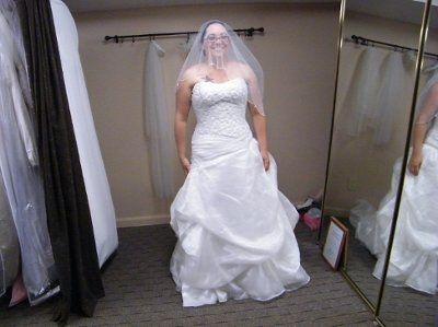 My final dress fitting eneding up being my 2nd fitting (PICS)