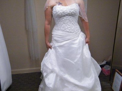 My final dress fitting eneding up being my 2nd fitting (PICS)