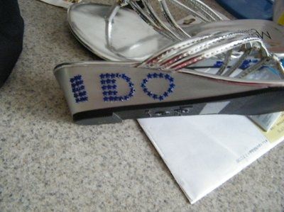 Show me your shoes, please