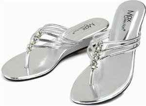 High heels vs. Flipflops