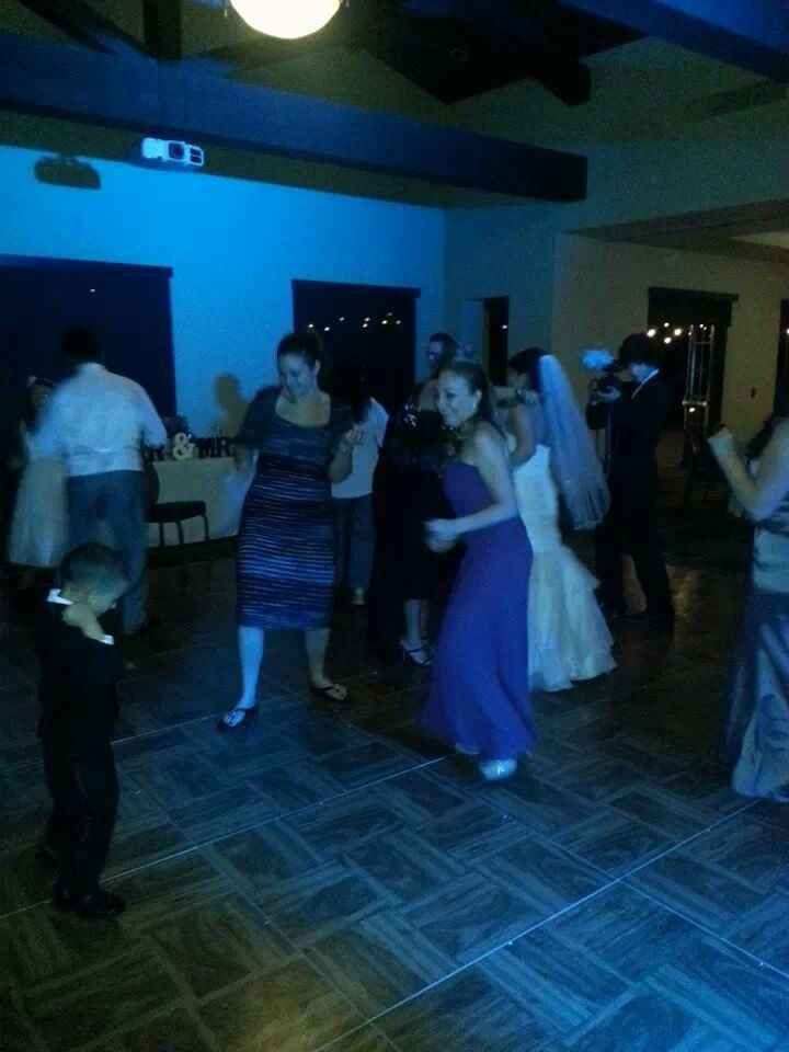 Back and married from 4/11 with pics!!!! (non pro - PIC HEAVY) and 1 PRO PIC!