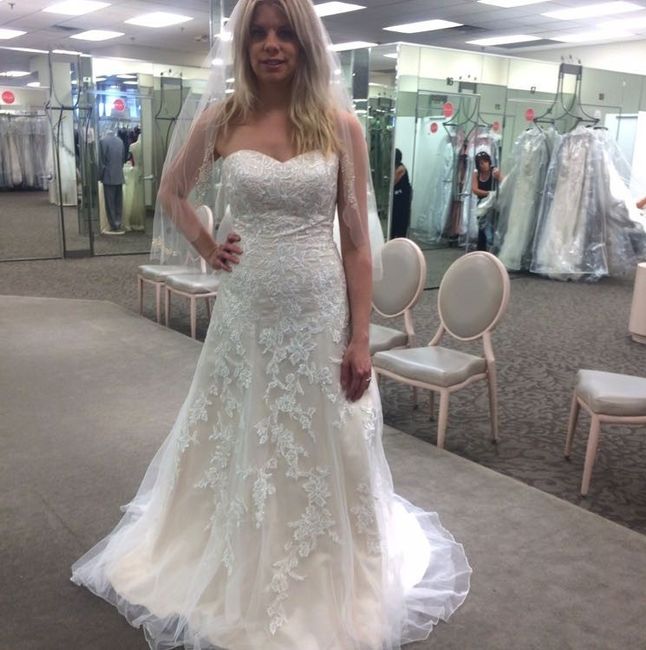Show off those dresses!
