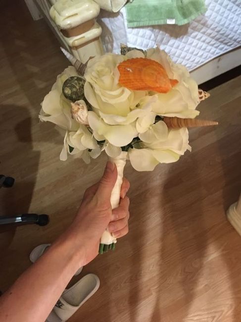 DIY she'll bouquet, table numbers and card box!