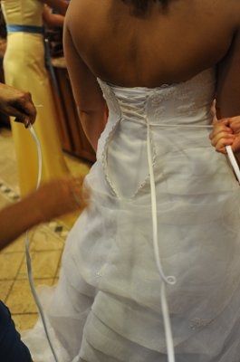 Post Those Wedding Pics You Didn't Want People To See!  : ) BUMPED for New Brides