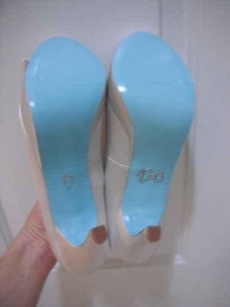 Ladies! Show me your wedding shoes!!