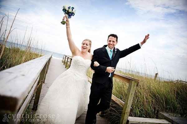 Married!!!!!  Pro teaser pics!