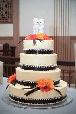 Finally pictures of Mr. & Mrs. Monarrez