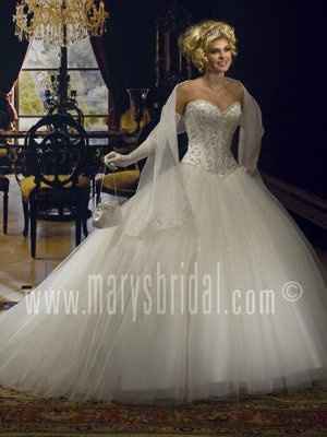 Lets see the dresses that DIDN'T make the cut :)