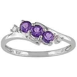 Show off your ring!