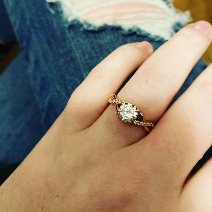 Brides of 2022! Show us your ring! - 1