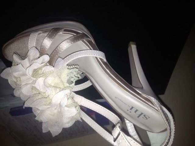 Wedding Shoe Search!!