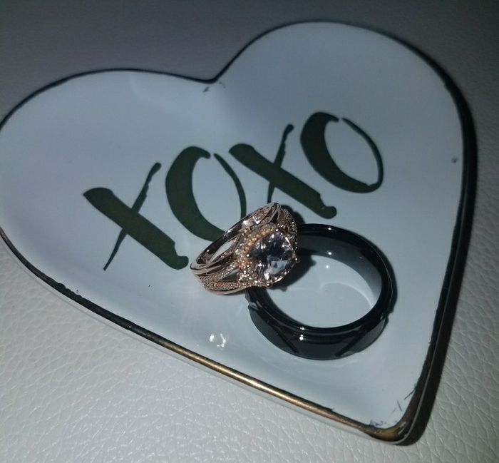 Engagement/wedding rings