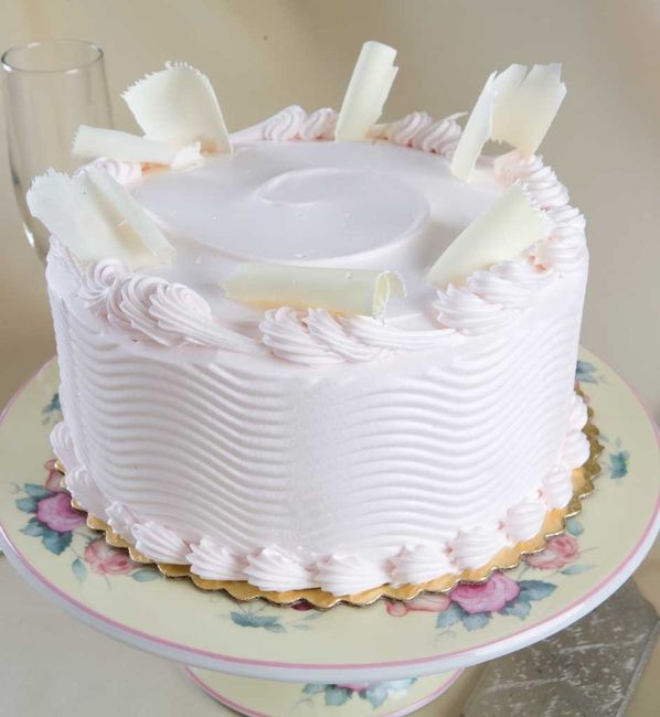 How will your wedding cake look like???? Do you have pictures????