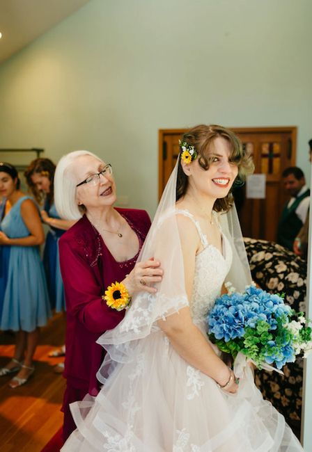 Show Me Photos: Brides and their Moms at the Wedding 1