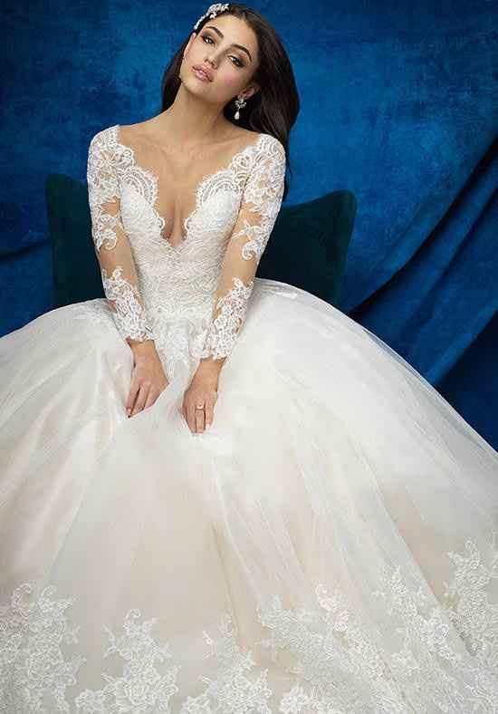 Wedding Dress Mishaps, Solutions, & Confusions