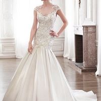 Wedding Dress Mishaps, Solutions, & Confusions