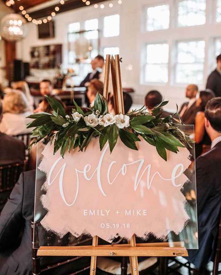 Burgundy & Blush Pink Decor - 2