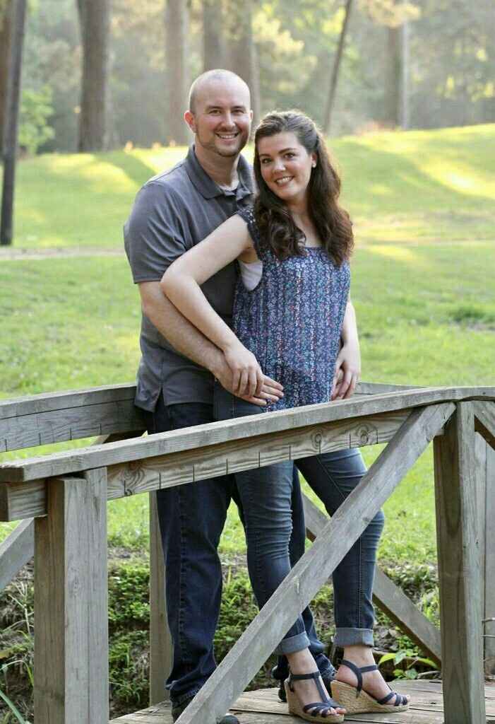 Engagement Pictures are here!!!!