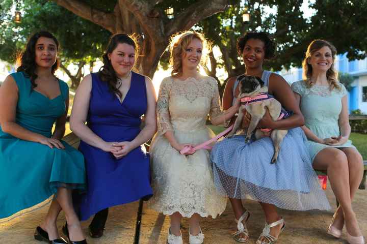 Online dress shopping