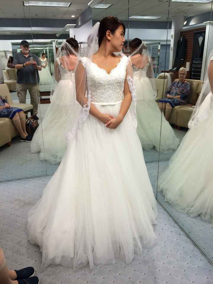 Past Brides and Future - Wedding Shoe (Jimmy Choos) help!!!