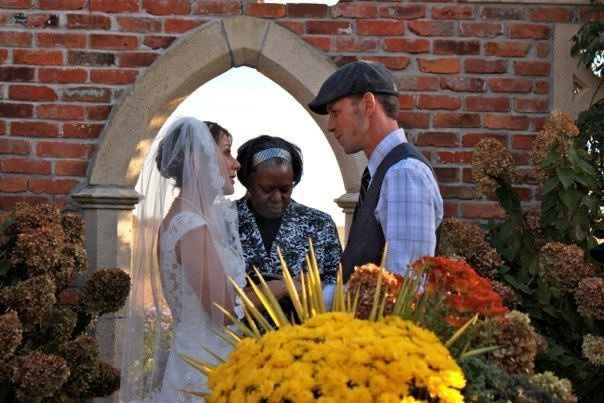 Introducing....Mrs. Van Zuidam!!!!