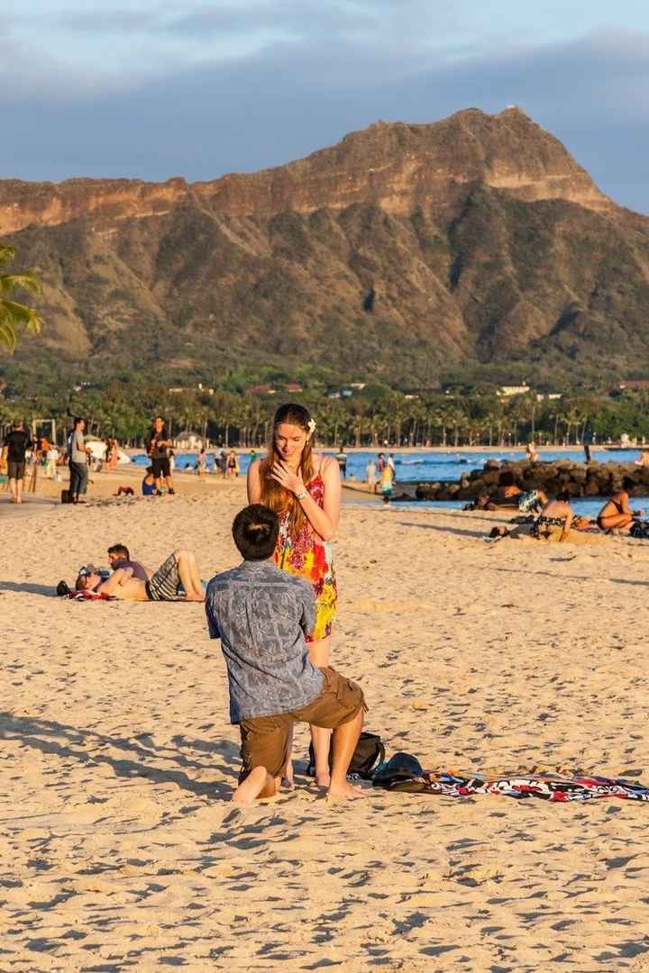 I don't think I ever showed you my proposal in the sand! Share your proposal pics :)