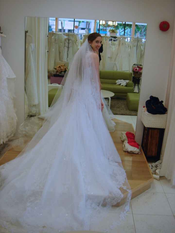 I need more dress porn in my life...