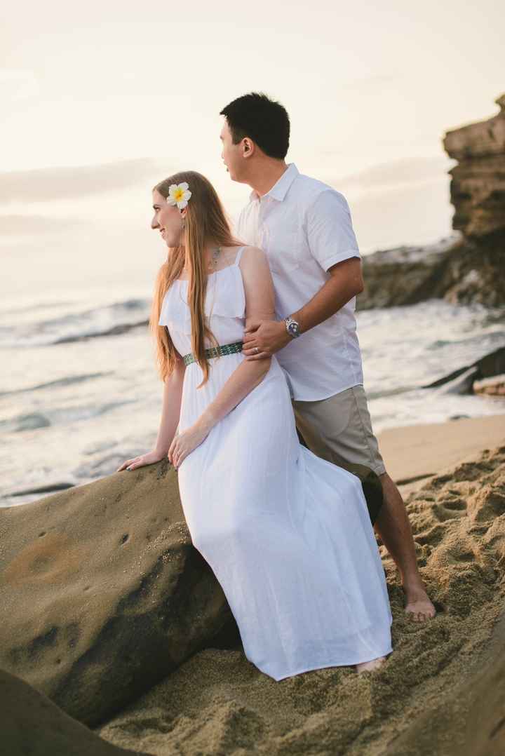 Show Me Your Engagement Picture Outfits!!