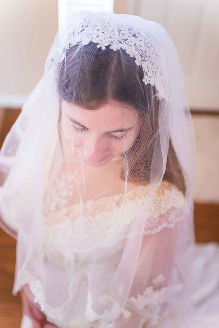 I tried on my mom's wedding dress! (Pics)